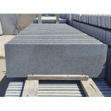Облицовочная плитка гранит, темно-серый, полированный, 600x200x20 мм. Облицовочная плитка гранит, темно-серый, полированный, 600x200x20 мм.