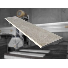 Мраморный подоконник бежевого цвета, мрамор Victoria Beige 1500х300х20 мм