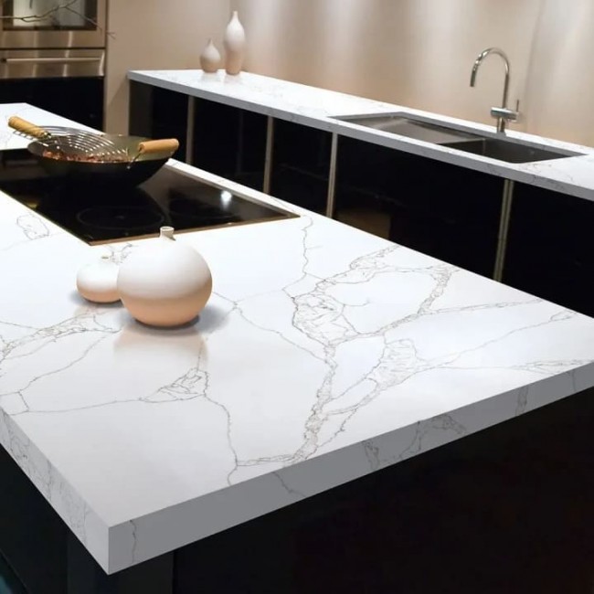 Кварцевый камень Calacatta Bearn 7470 - белый кварц